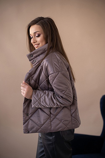 2 Куртка женская демисезонная 22300 (капучино)