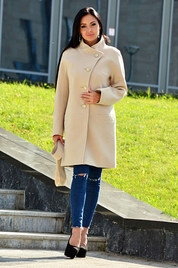 2 Пальто 14159-049  (св.беж) 