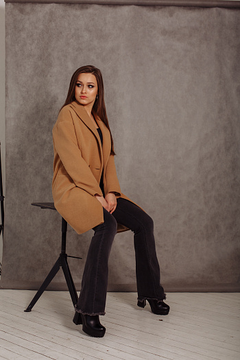 6 Пальто 20890  (кэмел) 