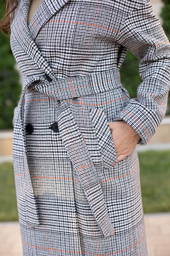 2 Пальто женское демисезонное 23540 (клетка michel)