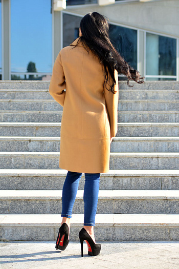 3 Пальто 18950  (кэмел) 