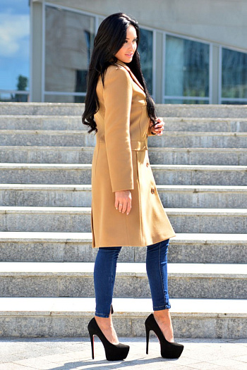 2 Пальто 18880  (кэмел) 