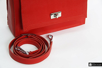 3 Клатч 100-2 Красный