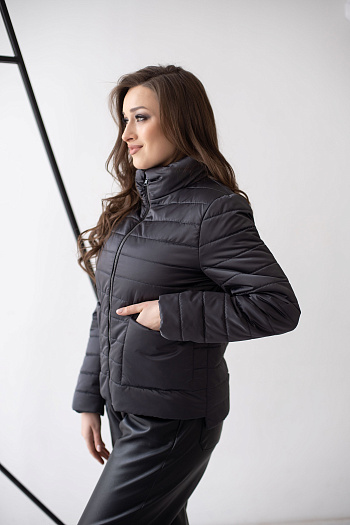 2 Куртка женская демисезонная 22680 (графит)