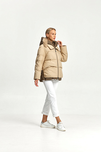 2 Пуховик женский зимний 26006 (бежевый)